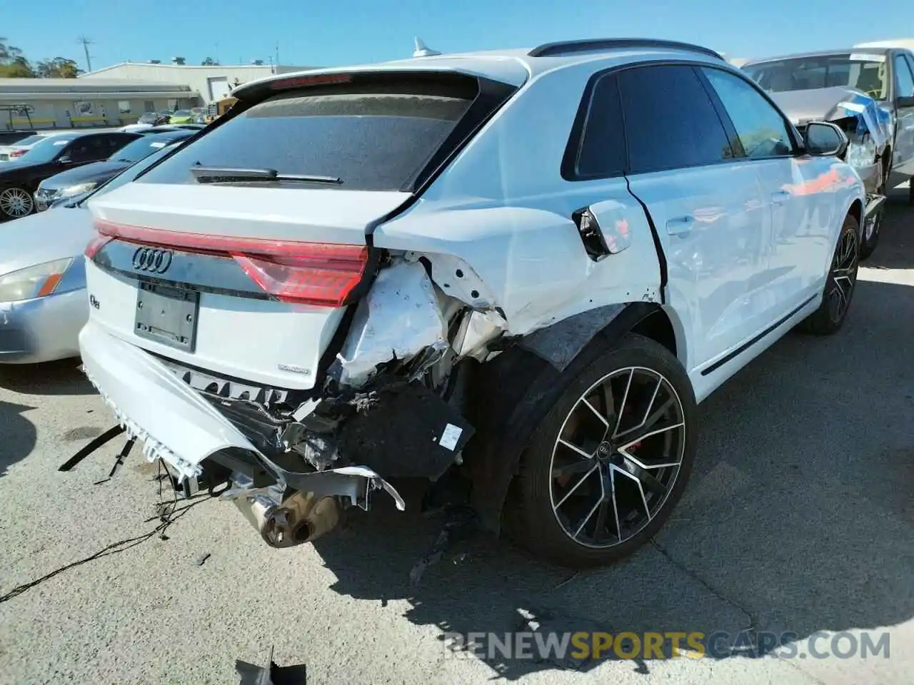 4 Photograph of a damaged car WA1EVAF18MD010734 AUDI Q8 2021