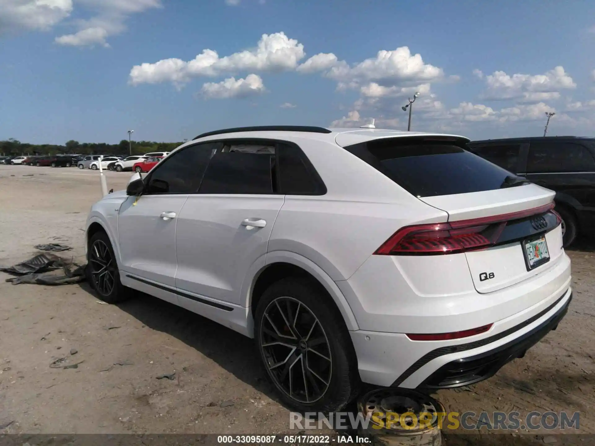 3 Фотография поврежденного автомобиля WA1EVAF18MD039974 AUDI Q8 2021