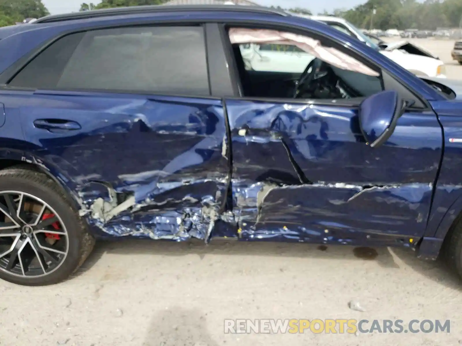 9 Photograph of a damaged car WA1EVAF1XMD032329 AUDI Q8 2021