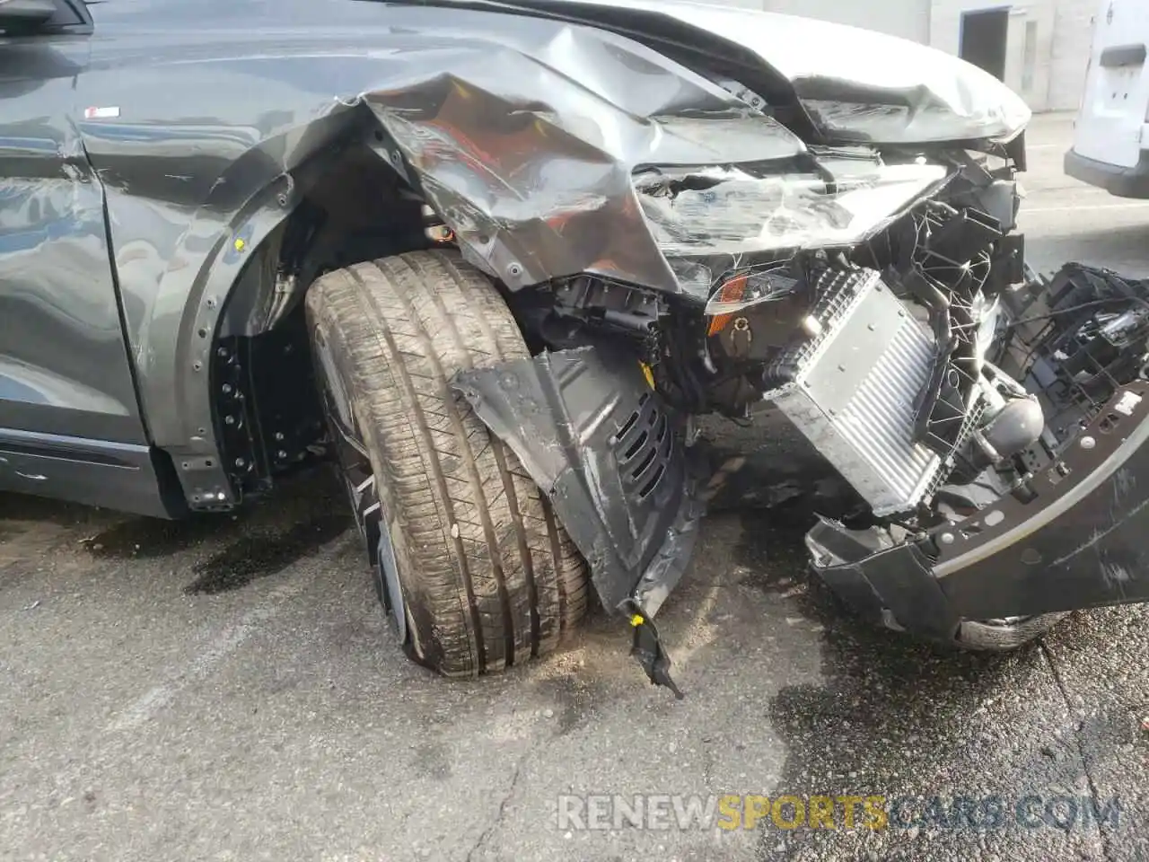 9 Photograph of a damaged car WA1FVAF12MD044110 AUDI Q8 2021