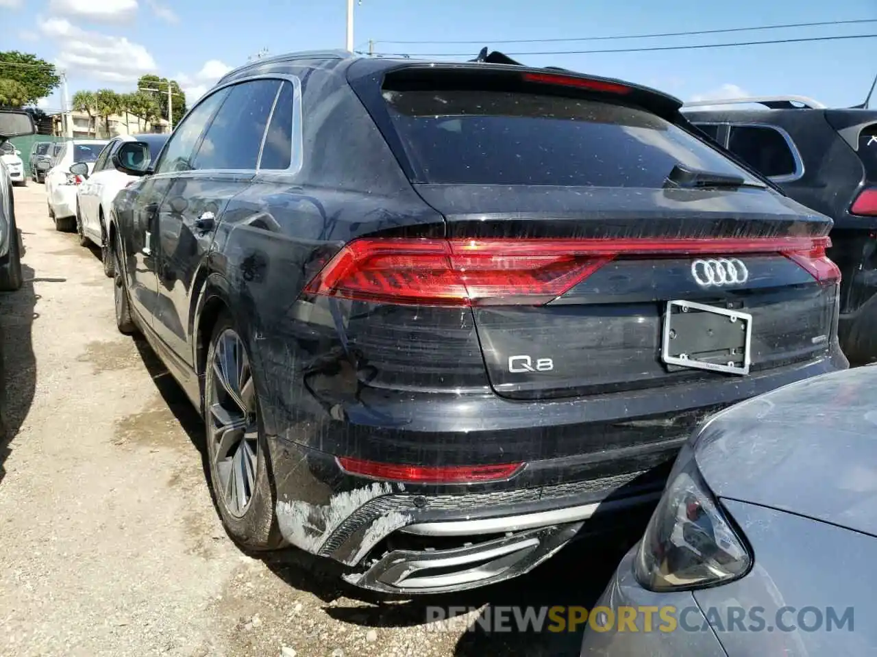 3 Photograph of a damaged car WA1FVAF1XMD022114 AUDI Q8 2021