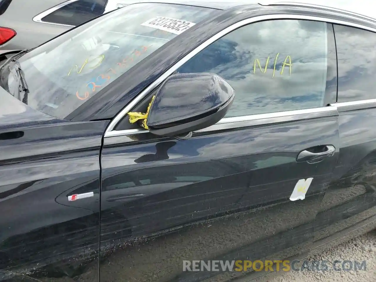 9 Photograph of a damaged car WA1FVAF1XMD022114 AUDI Q8 2021