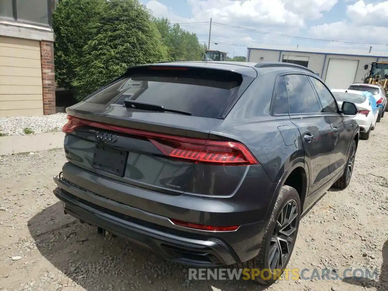 4 Фотография поврежденного автомобиля WA1FVAF1XMD032898 AUDI Q8 2021