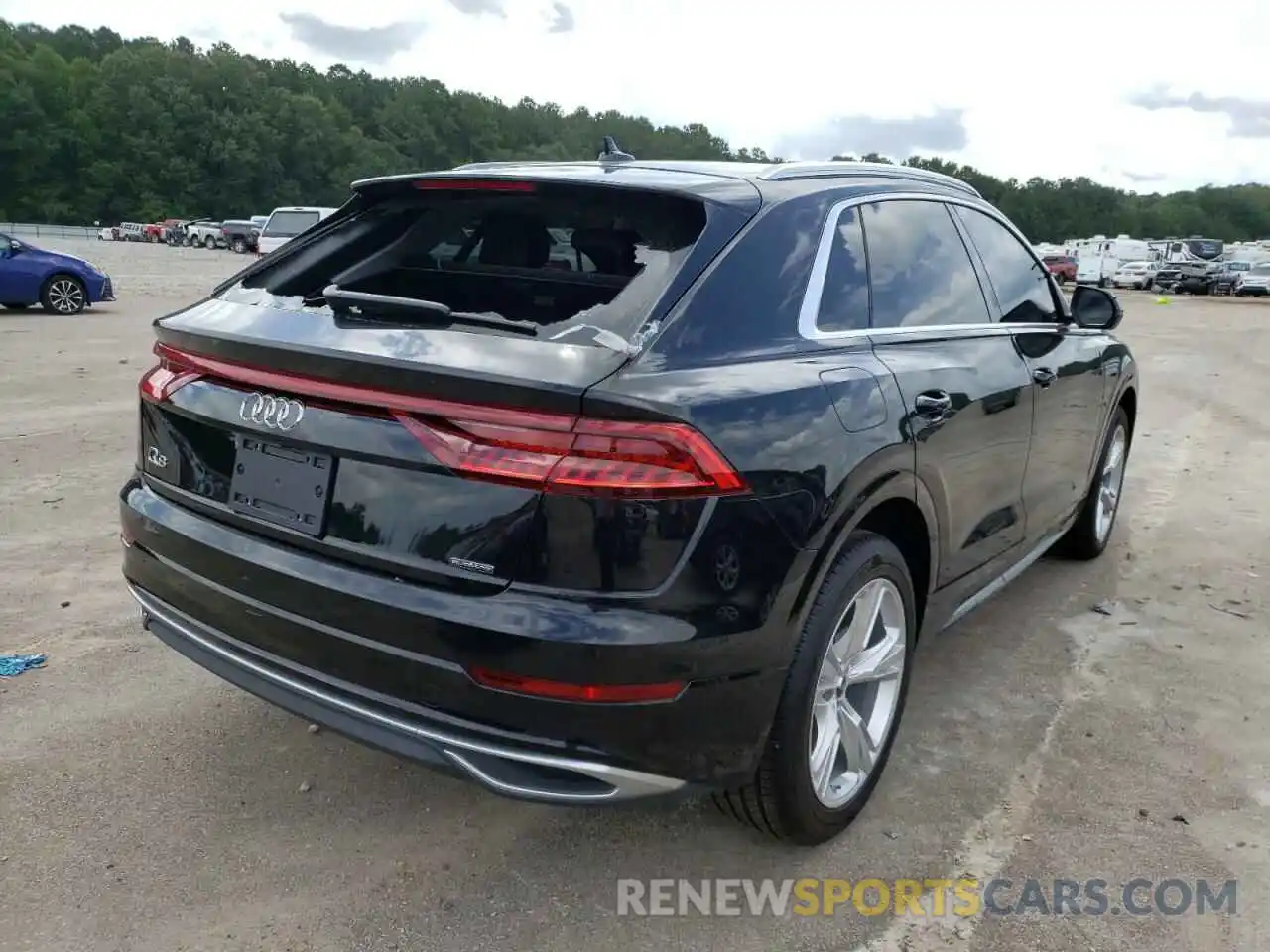 4 Photograph of a damaged car WA1AVBF10ND016677 AUDI Q8 2022