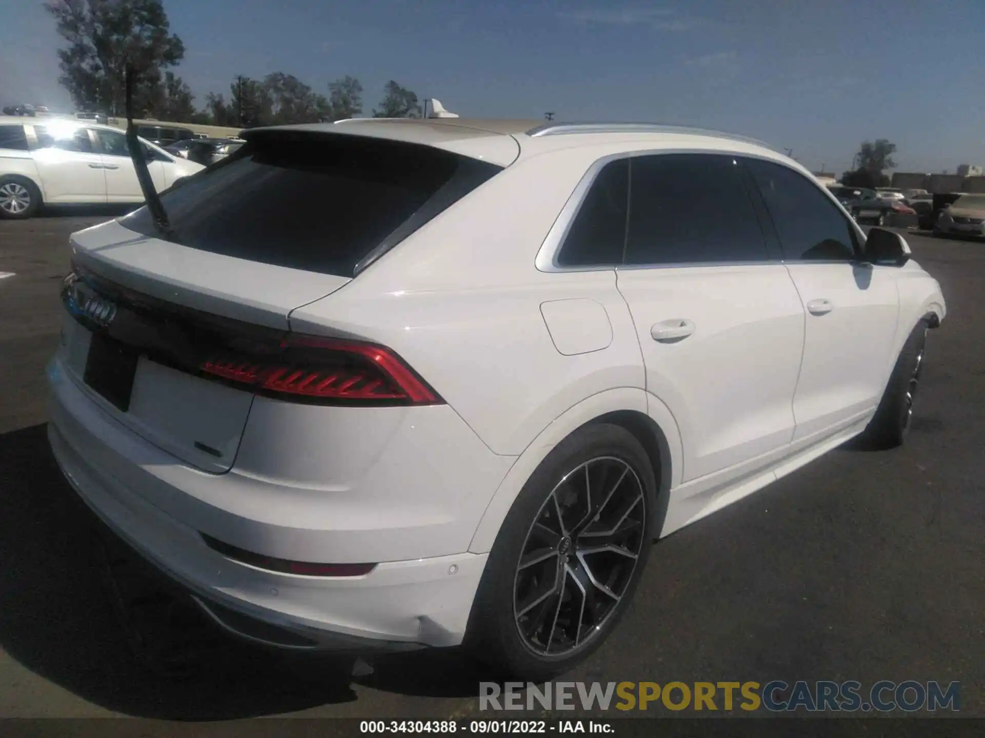 4 Photograph of a damaged car WA1CVBF15ND006798 AUDI Q8 2022