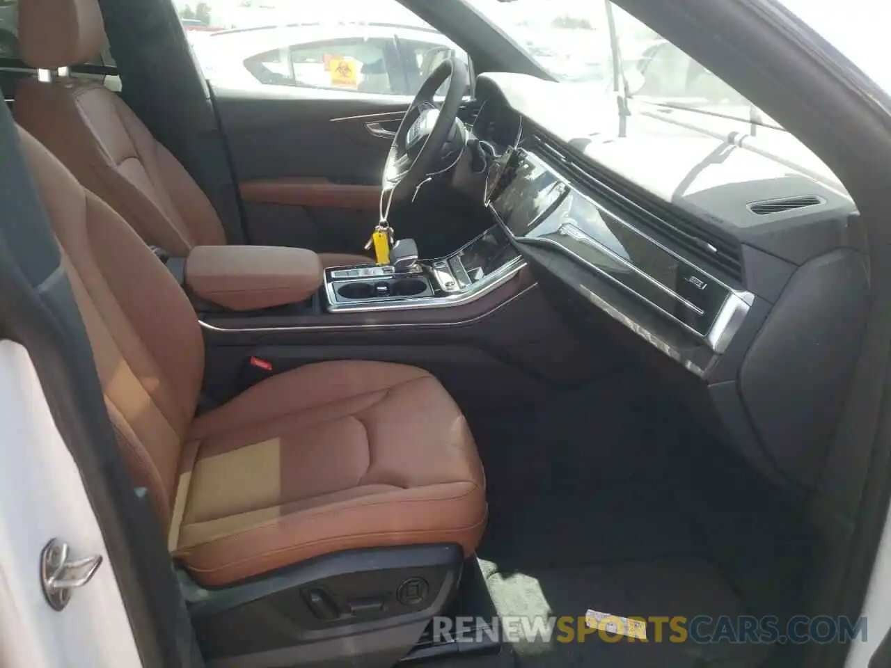 5 Photograph of a damaged car WA1EVBF13ND008008 AUDI Q8 2022