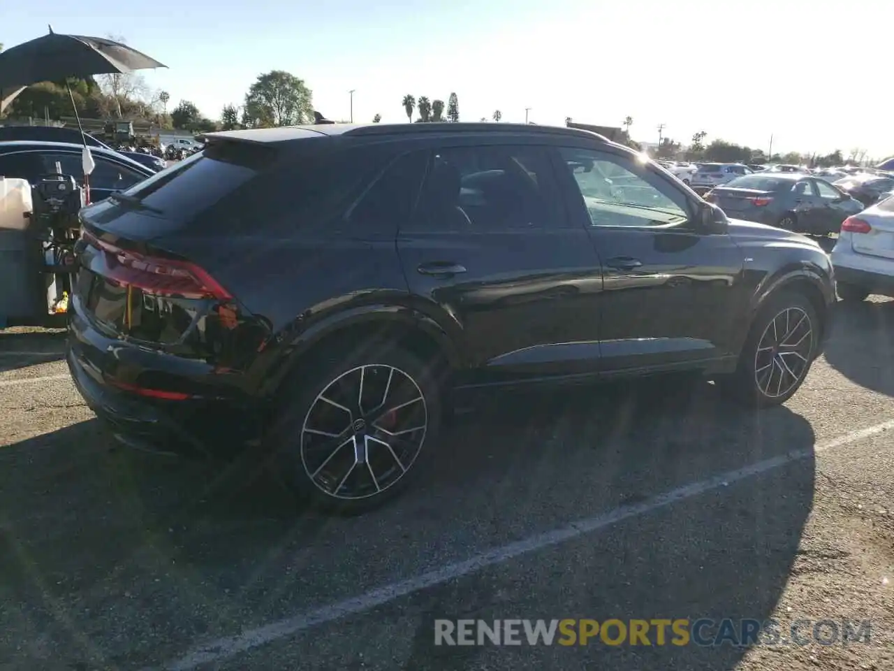 3 Photograph of a damaged car WA1EVBF17ND031131 AUDI Q8 2022