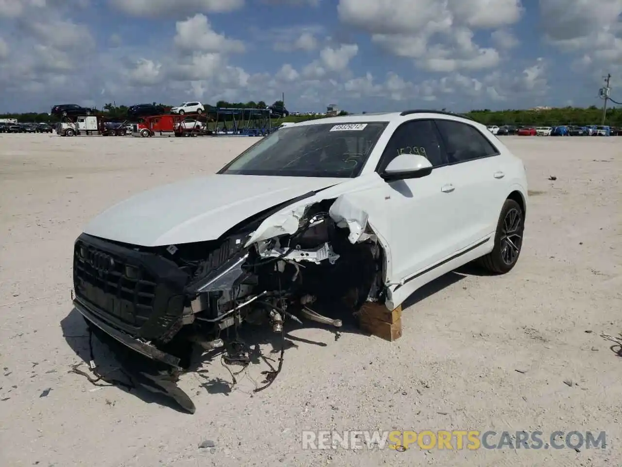 2 Photograph of a damaged car WA1FVBF14ND007616 AUDI Q8 2022