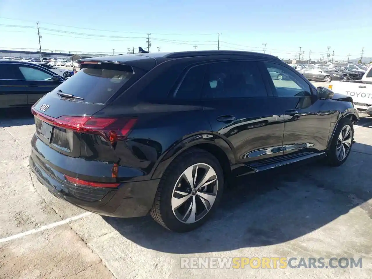 3 Photograph of a damaged car WA14AAGE1RB045773 AUDI Q8 E-TRON 2024