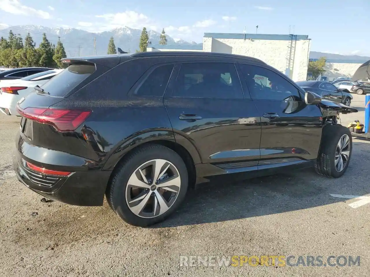 3 Photograph of a damaged car WA14AAGE7RB011904 AUDI Q8 E-TRON 2024