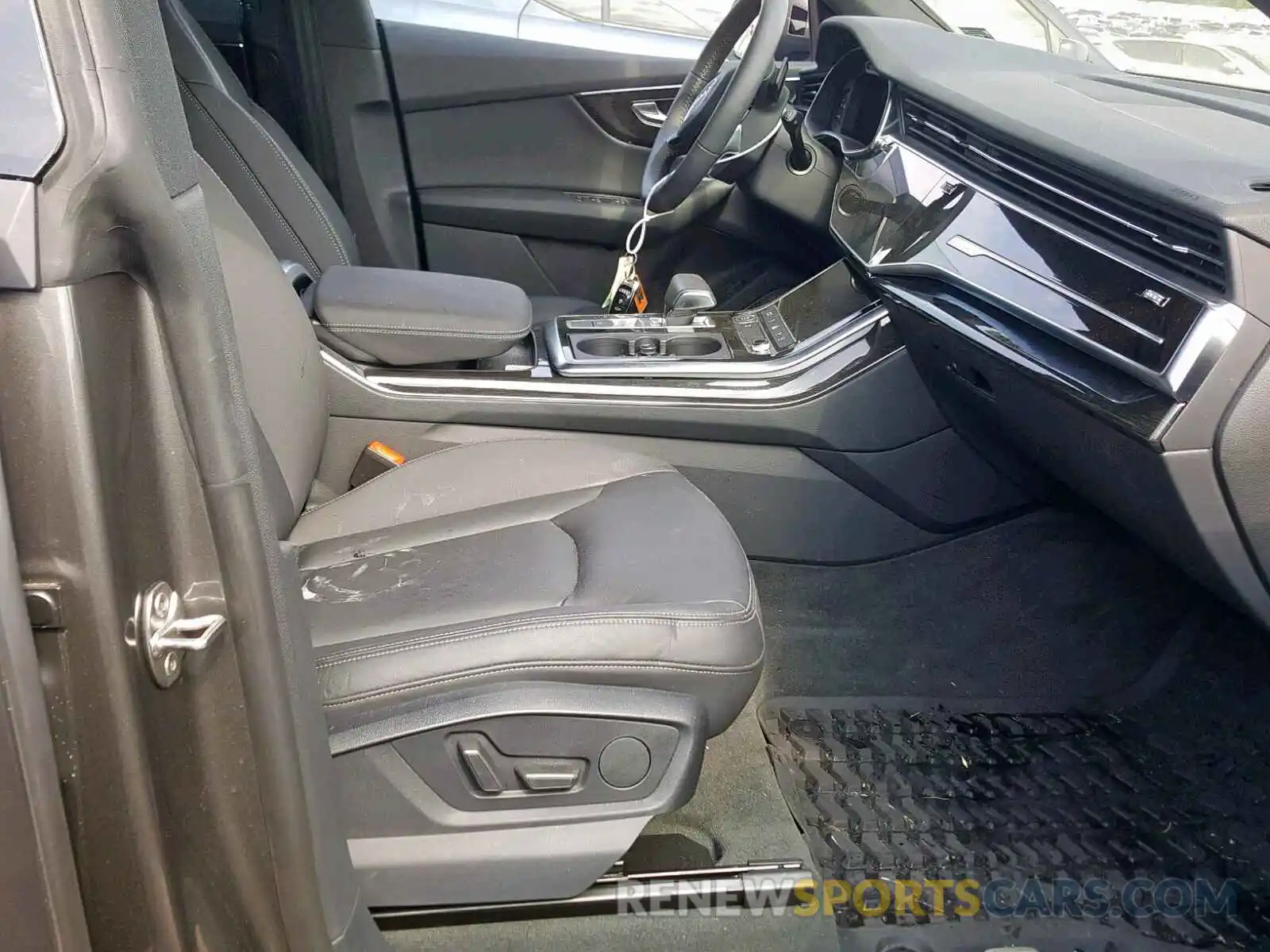 5 Photograph of a damaged car WA1AVAF10KD012280 AUDI Q8 PREMIUM 2019