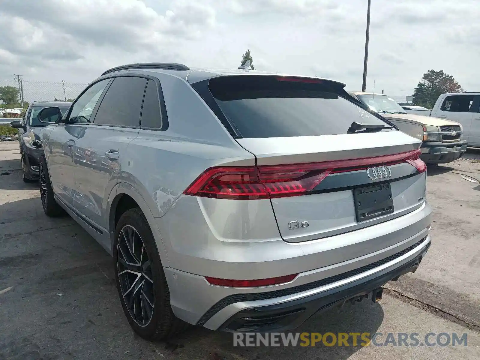 3 Фотография поврежденного автомобиля WA1EVAF11KD033236 AUDI Q8 PREMIUM 2019