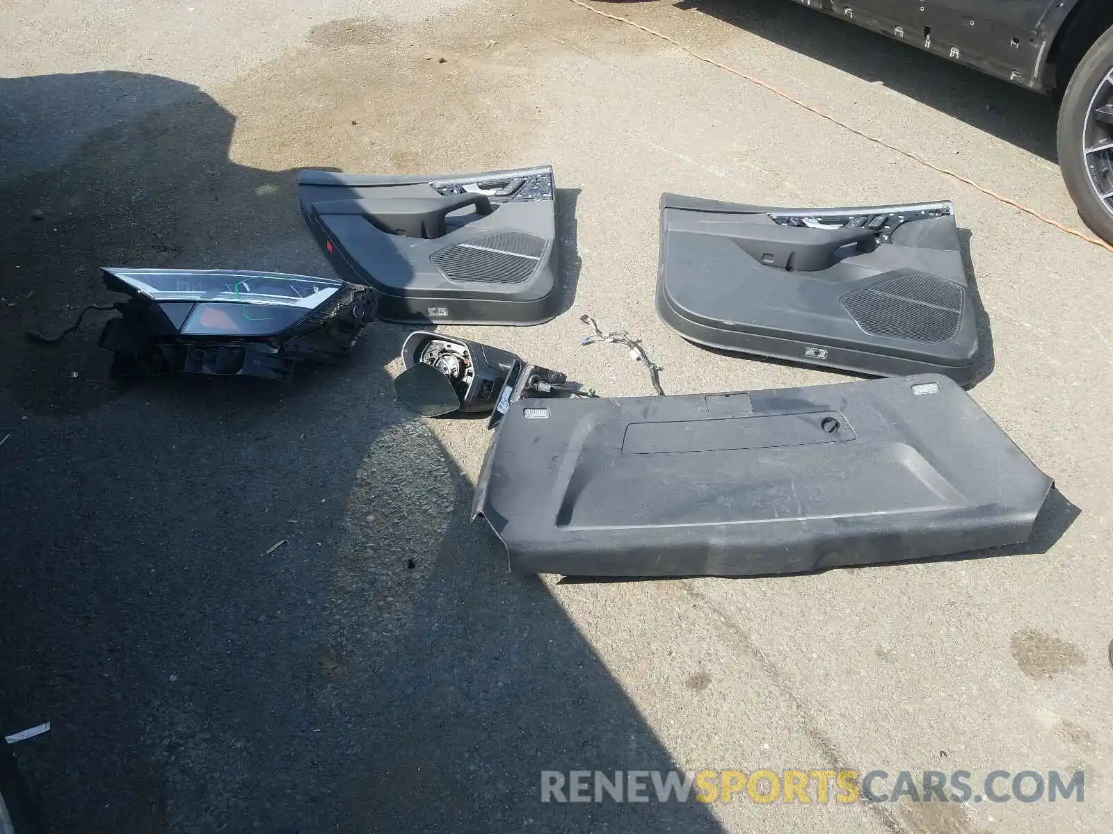 9 Photograph of a damaged car WA1EVAF18KD036926 AUDI Q8 PREMIUM 2019