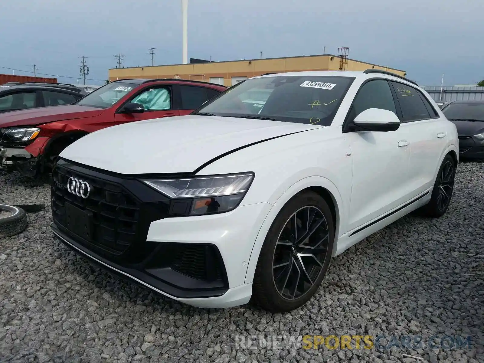 2 Фотография поврежденного автомобиля WA1FVAF12KD033556 AUDI Q8 PRESTIG 2019