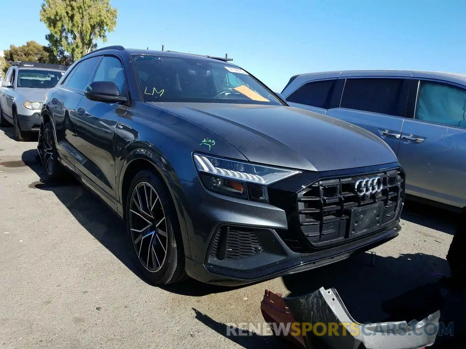 1 Фотография поврежденного автомобиля WA1FVAF19KD022330 AUDI Q8 PRESTIG 2019