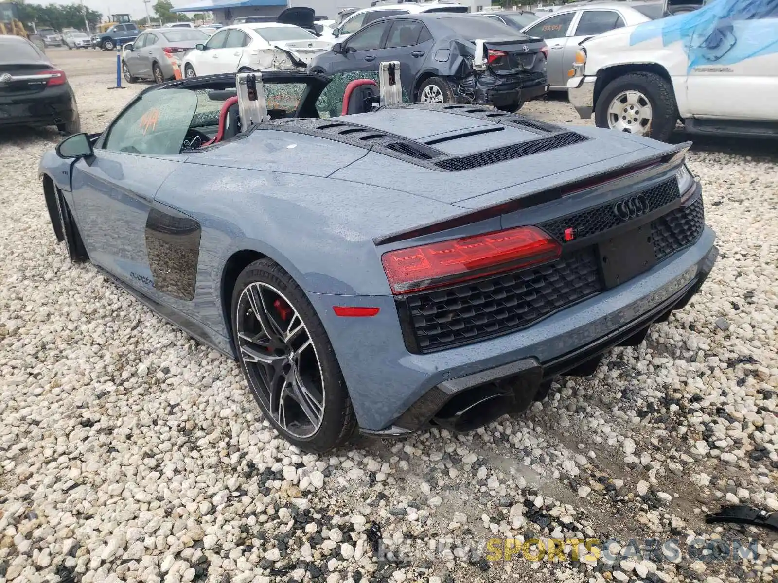 3 Фотография поврежденного автомобиля WUA4BCFX0L7900137 AUDI R8 2020