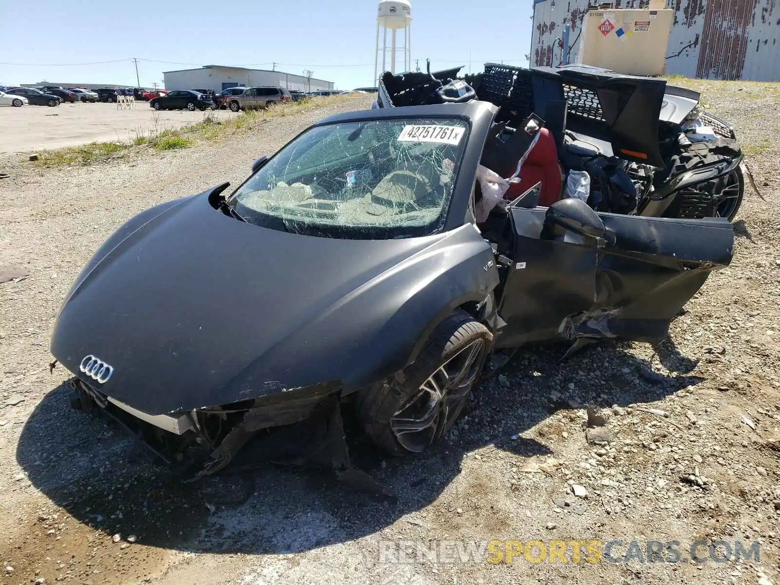 2 Photograph of a damaged car WUA4BCFX4L7900366 AUDI R8 2020