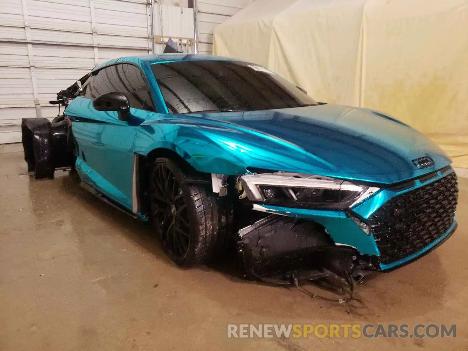 1 Photograph of a damaged car WUAEEAFXXL7900789 AUDI R8 2020