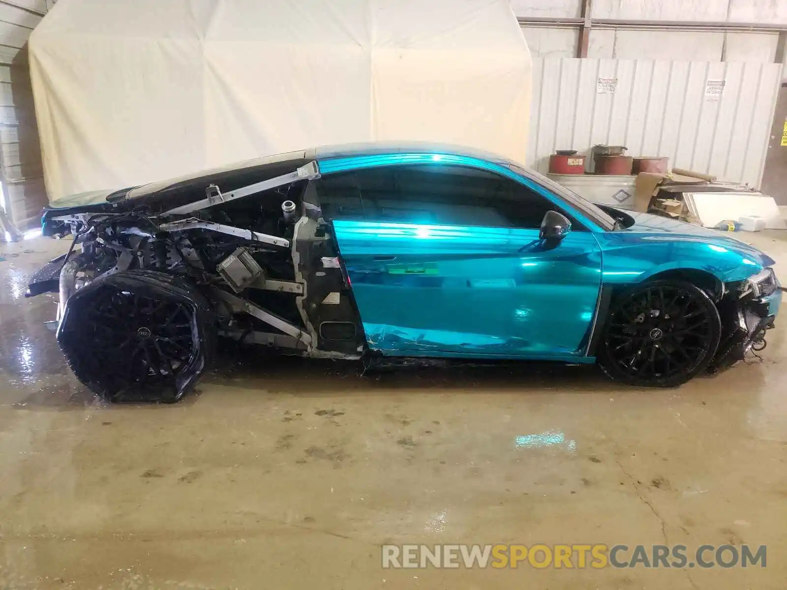 9 Photograph of a damaged car WUAEEAFXXL7900789 AUDI R8 2020