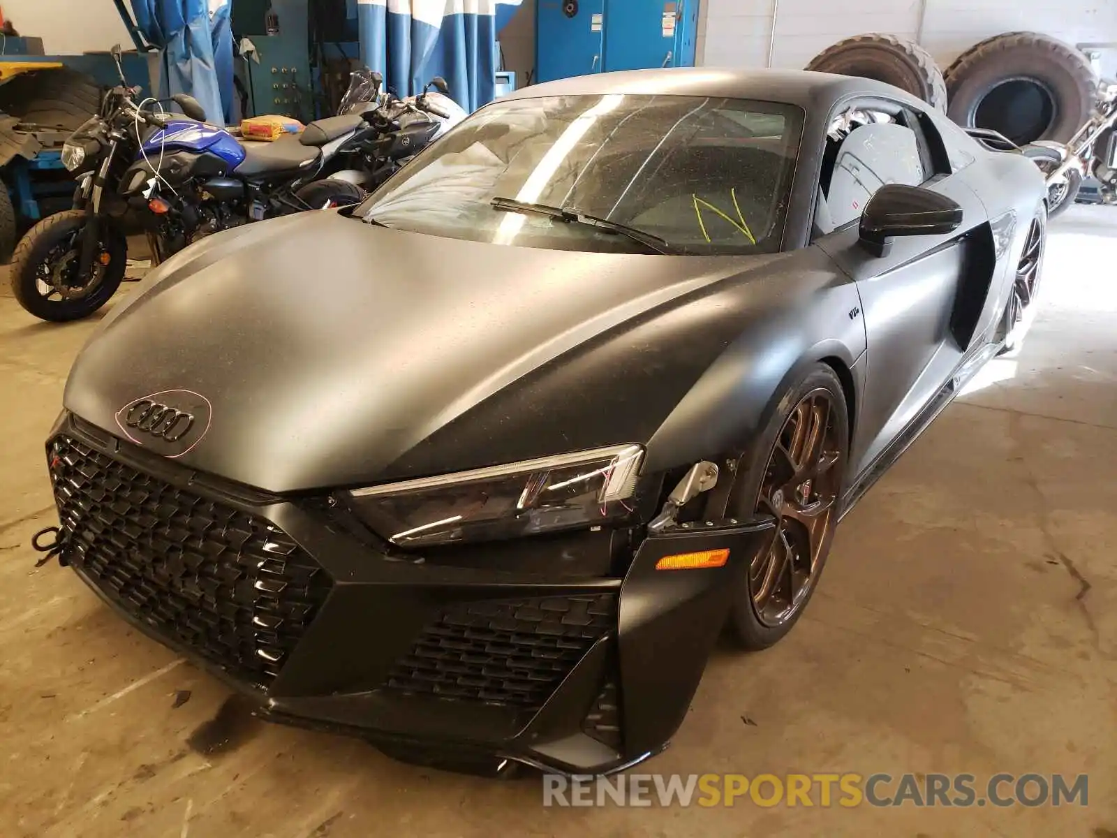 2 Photograph of a damaged car WUAKBAFX9L7900102 AUDI R8 2020