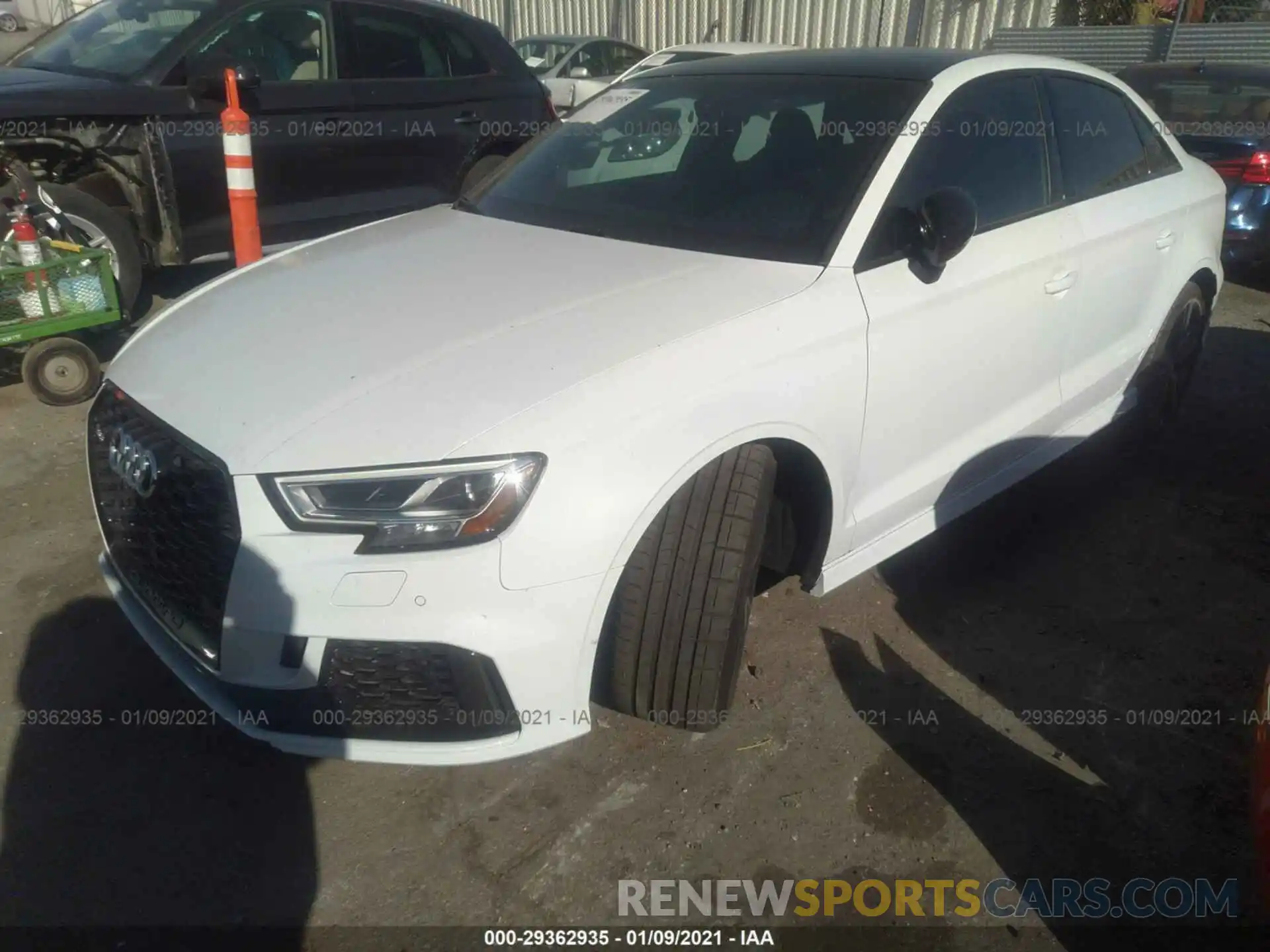 2 Photograph of a damaged car WUABWGFF4KA900301 AUDI RS 3 2019