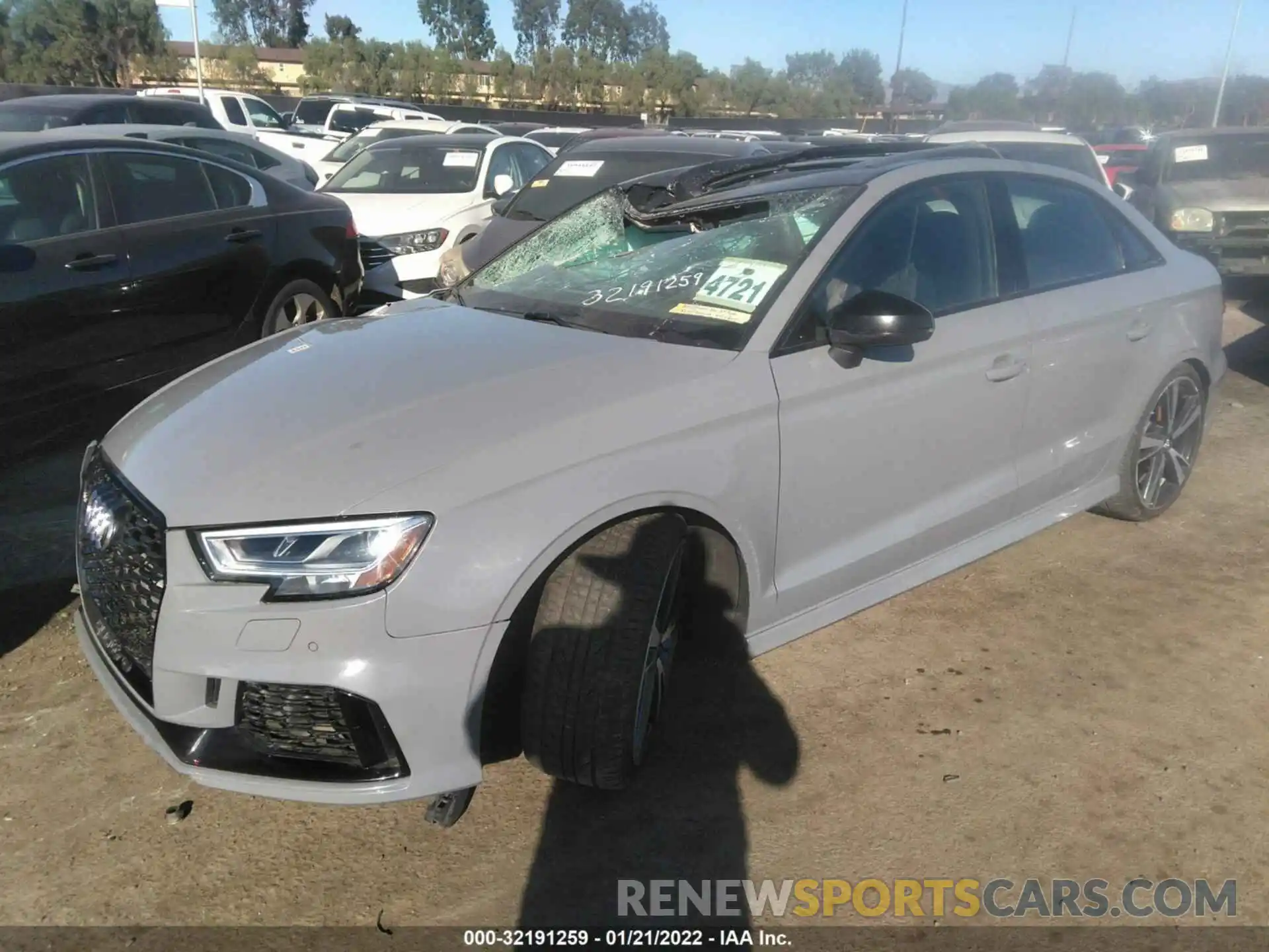 2 Photograph of a damaged car WUABWGFF4KA906907 AUDI RS 3 2019