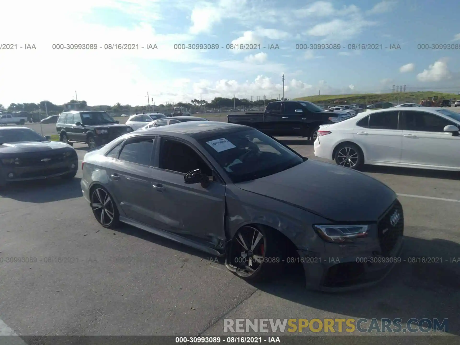 1 Photograph of a damaged car WUABWGFF8KA904254 AUDI RS 3 2019