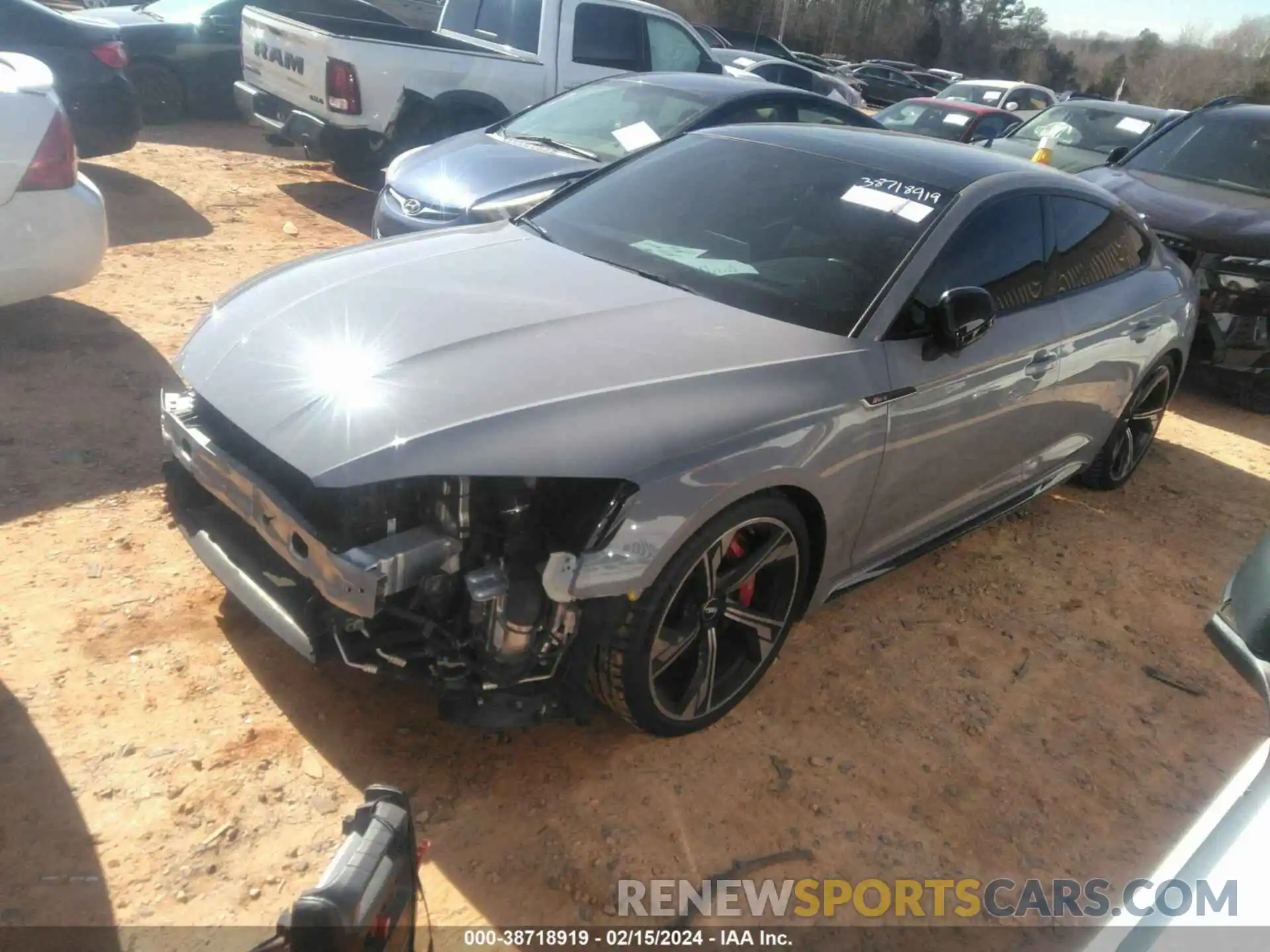 2 Photograph of a damaged car WUABWCF5XKA900268 AUDI RS 5 2019