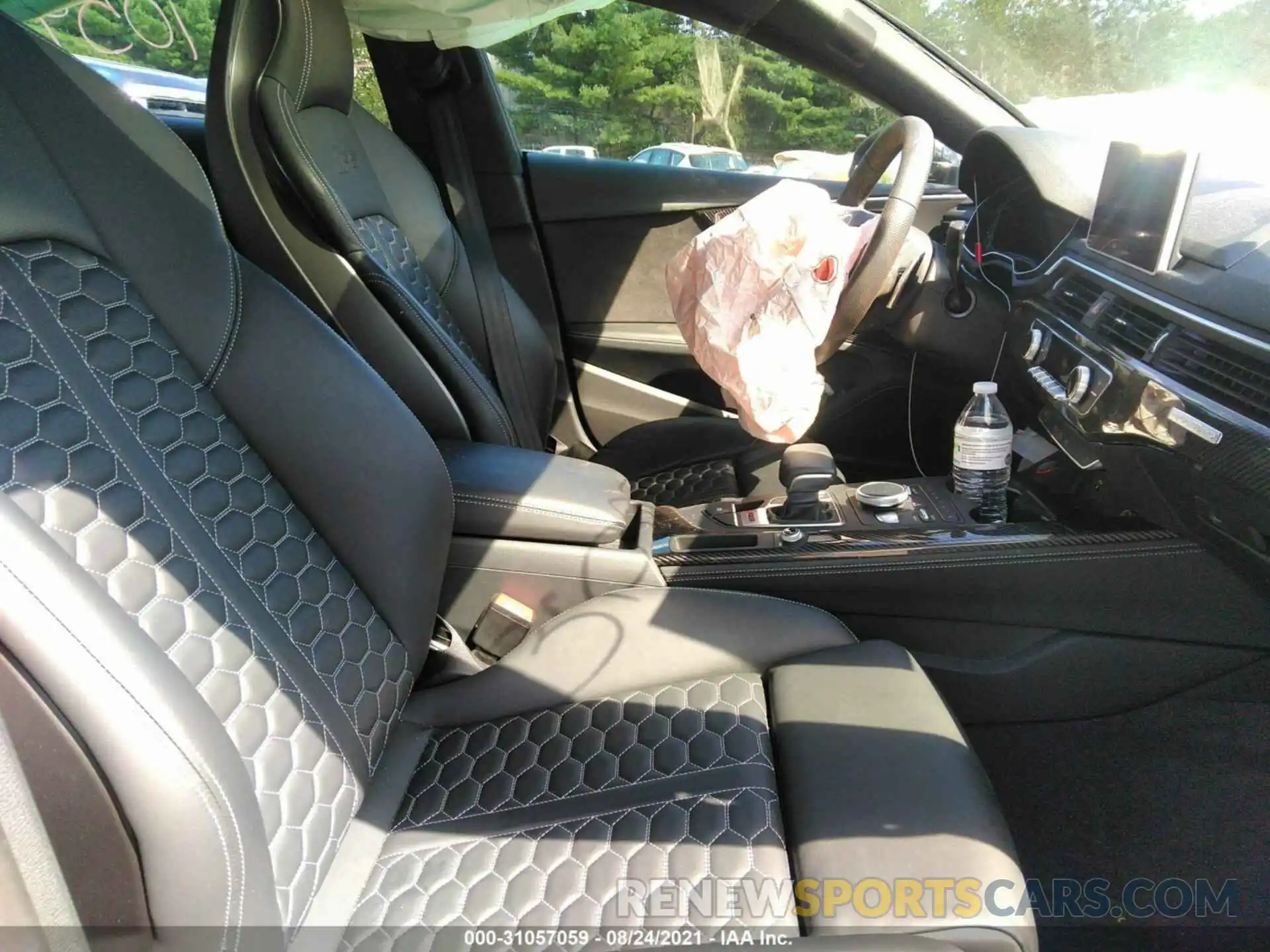 5 Photograph of a damaged car WUABWCF58KA900575 AUDI RS 5 SPORTBACK 2019