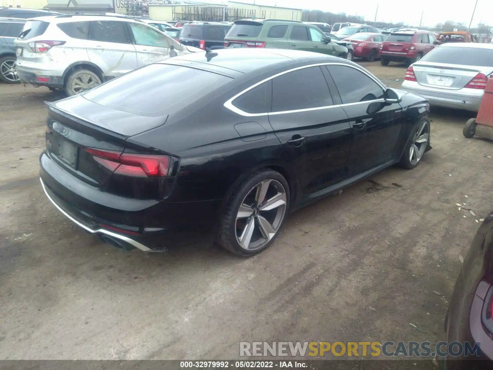 4 Photograph of a damaged car WUACWCF57KA901124 AUDI RS 5 SPORTBACK 2019