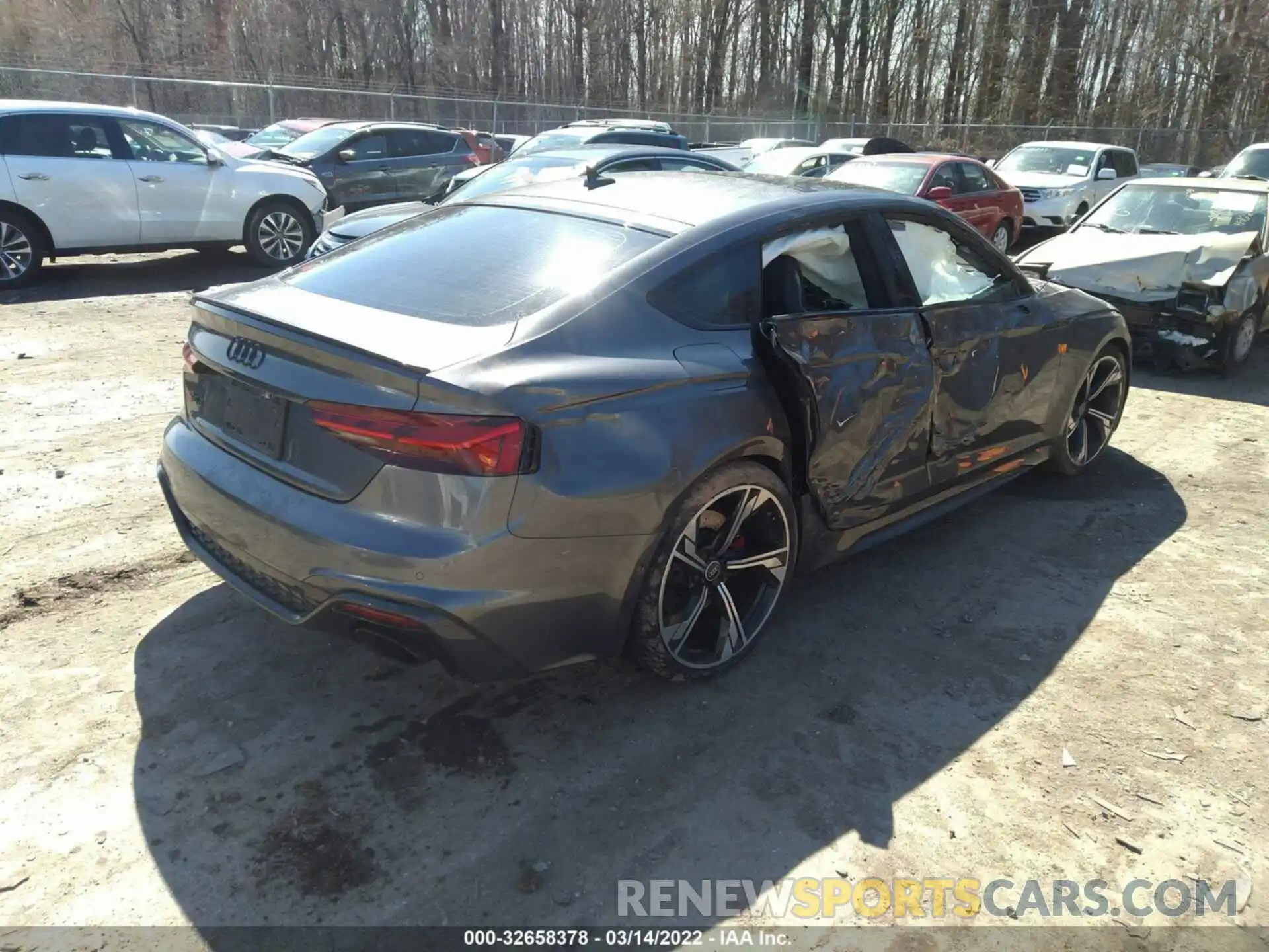 4 Photograph of a damaged car WUAAWCF50MA903565 AUDI RS 5 SPORTBACK 2021