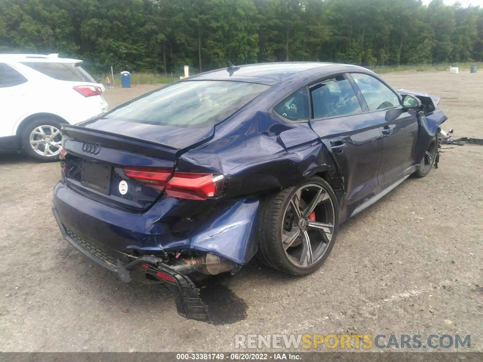 4 Photograph of a damaged car WUAAWCF59MA902723 AUDI RS 5 SPORTBACK 2021