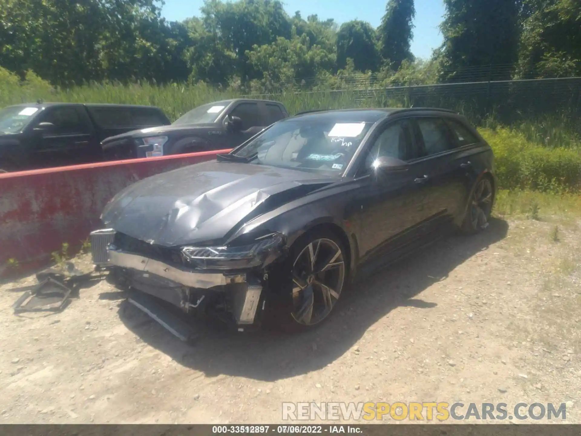 2 Photograph of a damaged car WUA1CBF23NN904115 AUDI RS 6 AVANT 2022