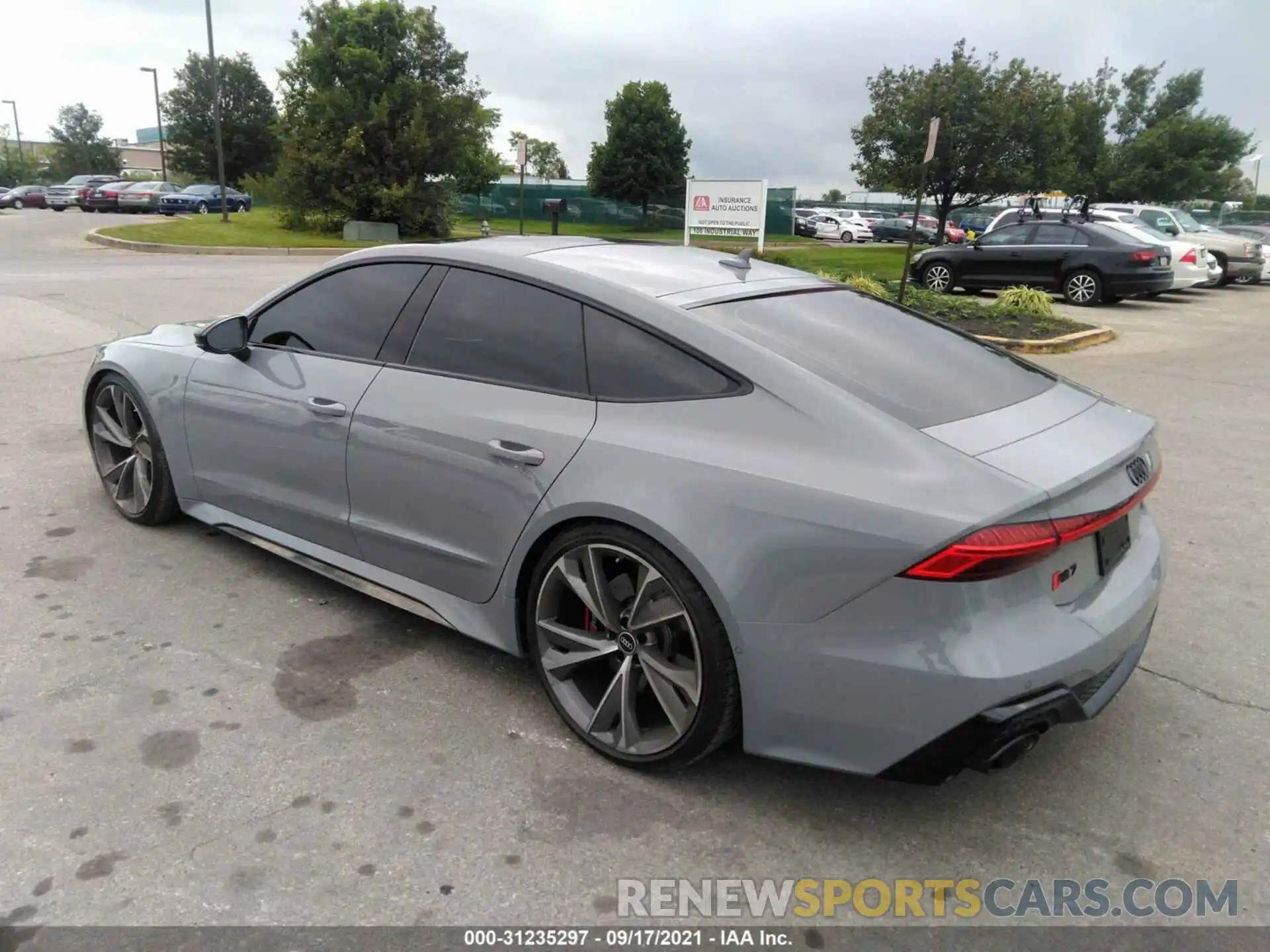 3 Photograph of a damaged car WUAPCBF24MN908618 AUDI RS 7 2021