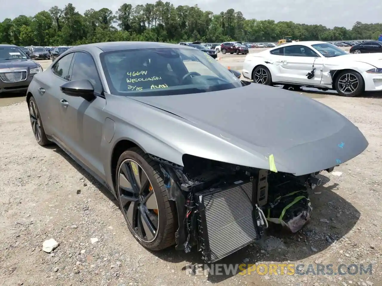 1 Photograph of a damaged car WAUBHBFW2N7901679 AUDI RS E-TRON 2022