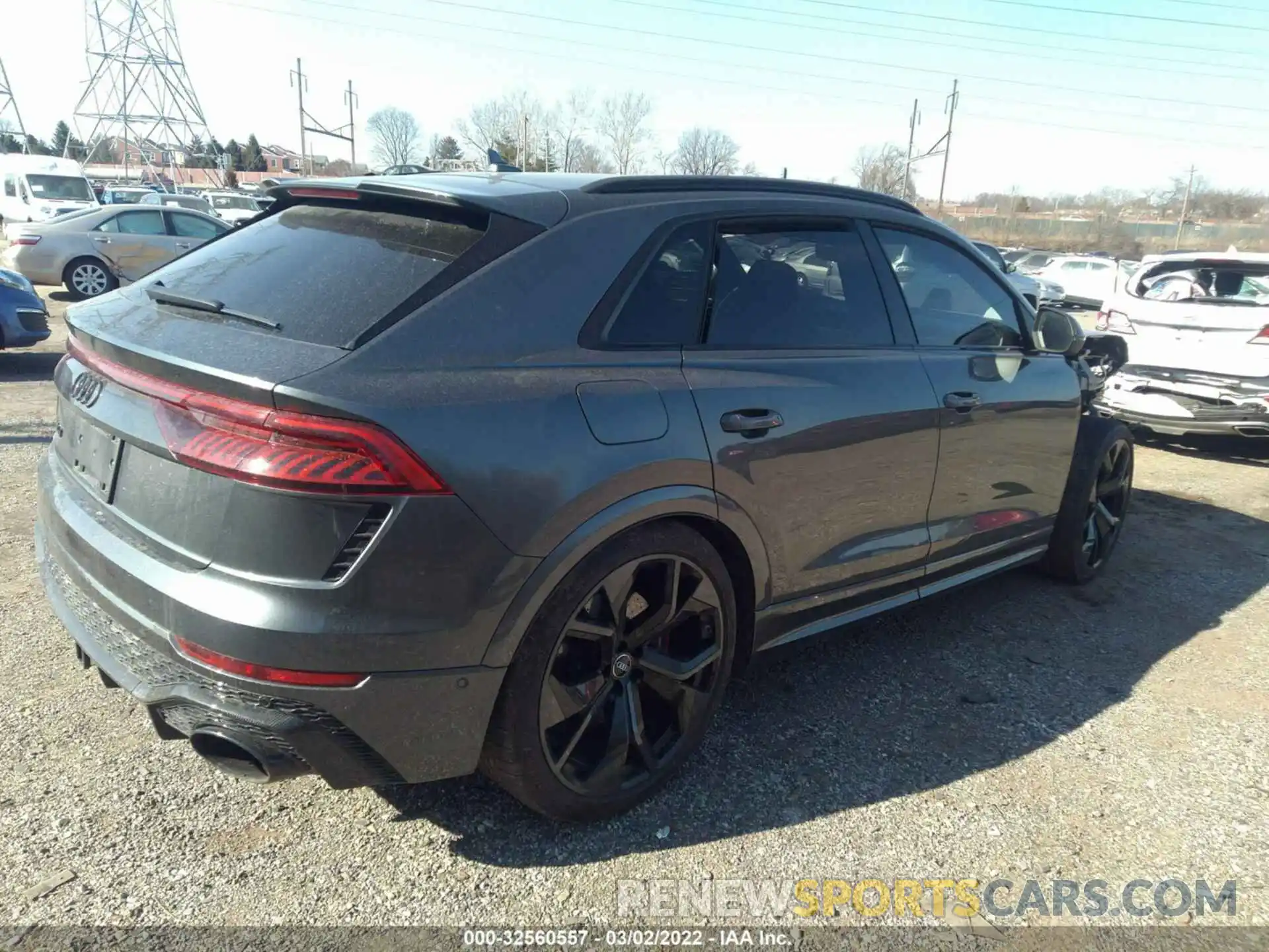 4 Photograph of a damaged car WU1ARBF11MD004081 AUDI RS Q8 2021