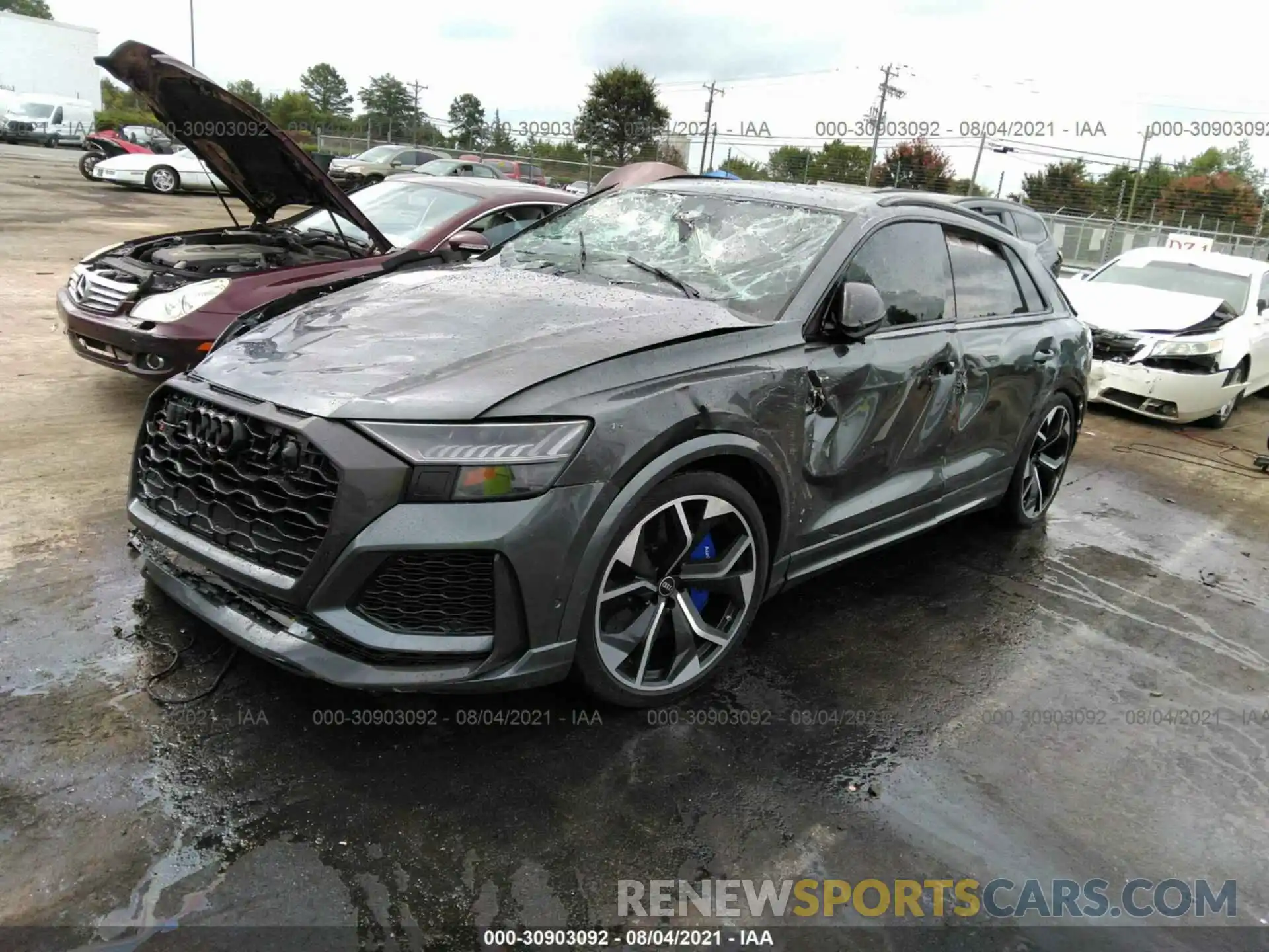 2 Photograph of a damaged car WU1ARBF11MD010155 AUDI RS Q8 2021