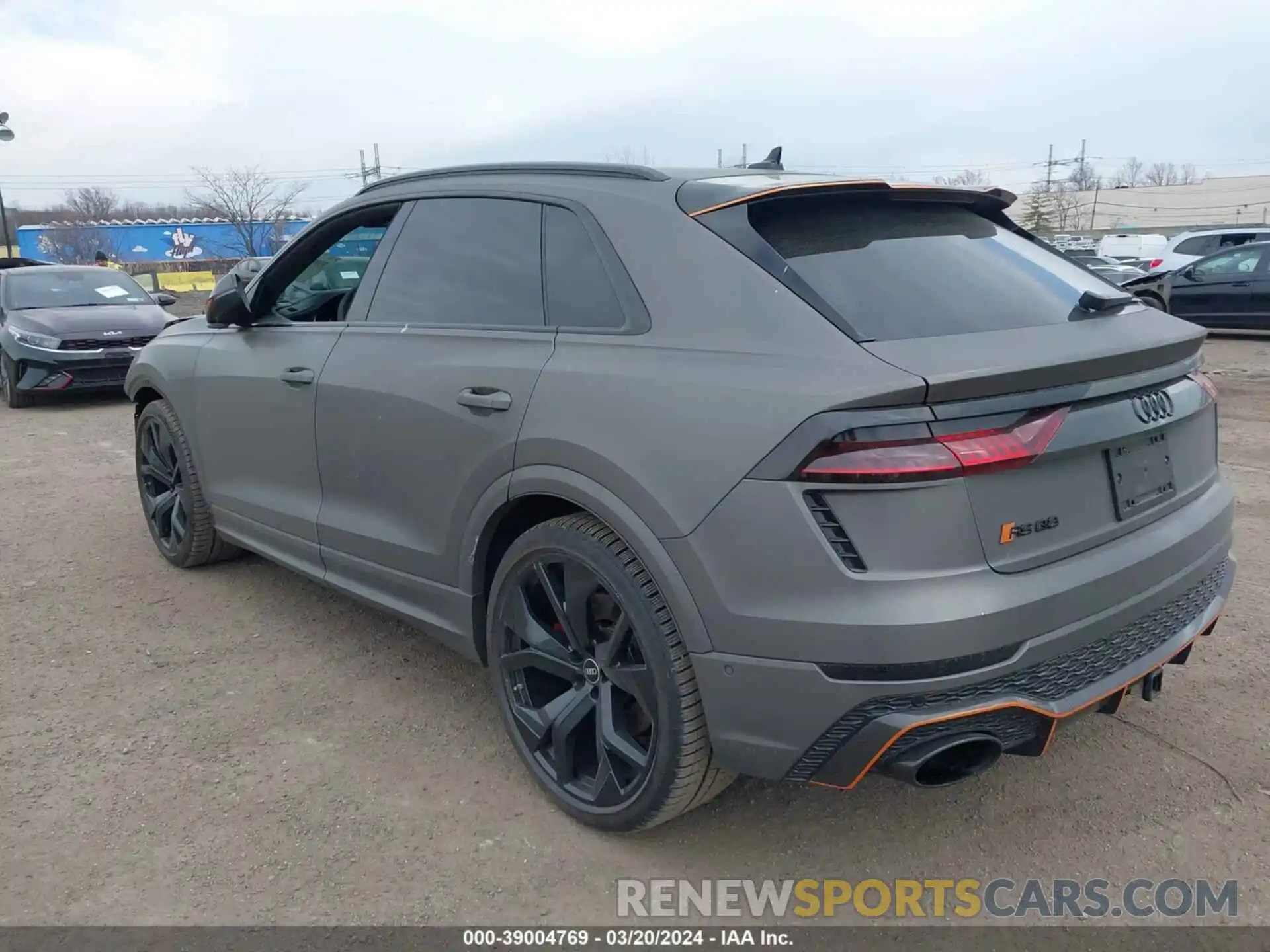 3 Фотография поврежденного автомобиля WU1ARBF16ND010492 AUDI RS Q8 2022