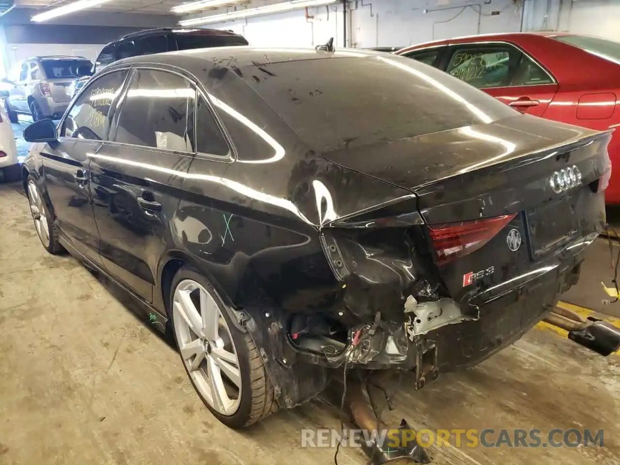 3 Photograph of a damaged car WUABWGFF1KA900014 AUDI RS3 2019