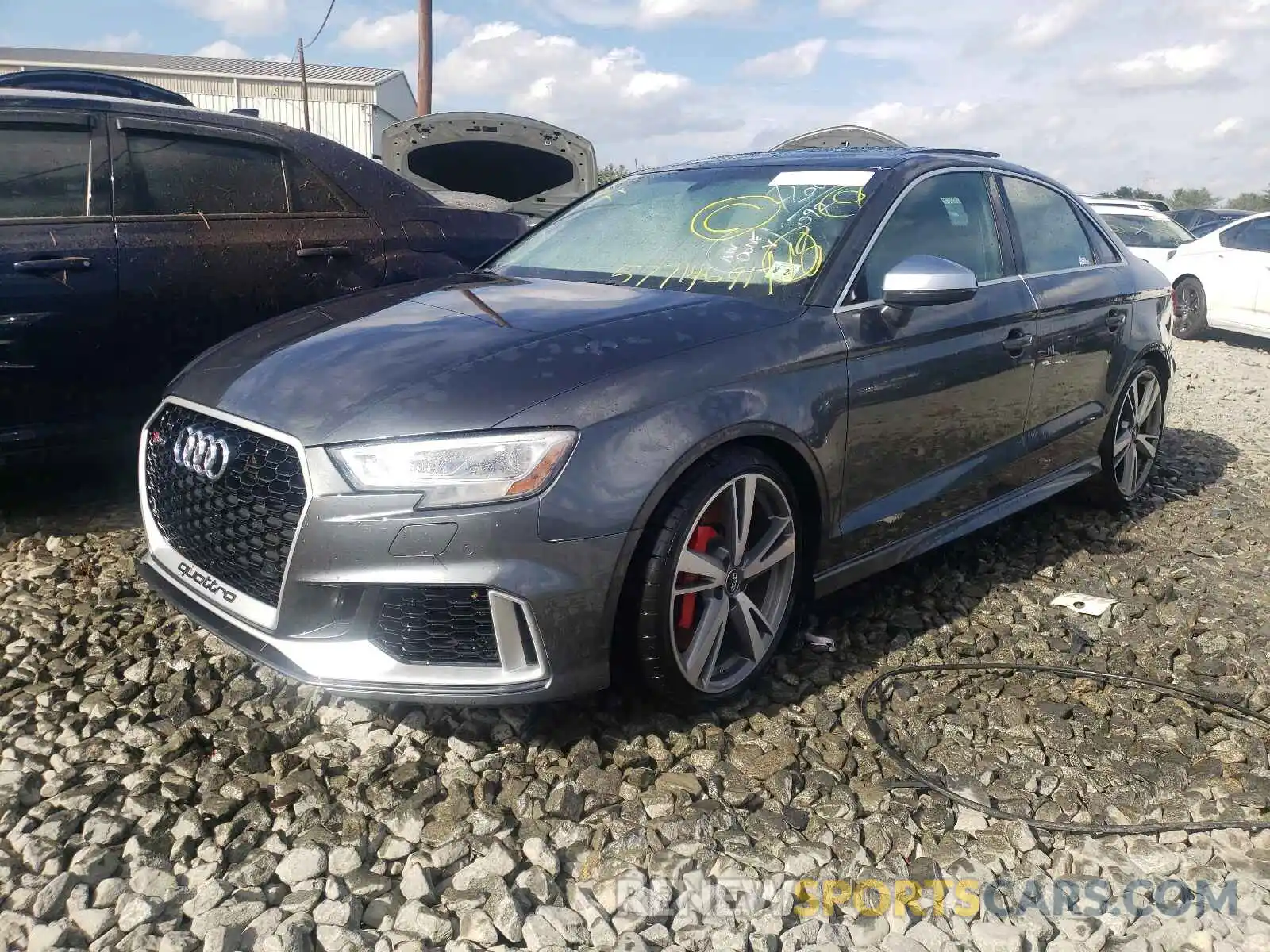 2 Фотография поврежденного автомобиля WUABWGFFXKA900285 AUDI RS3 2019