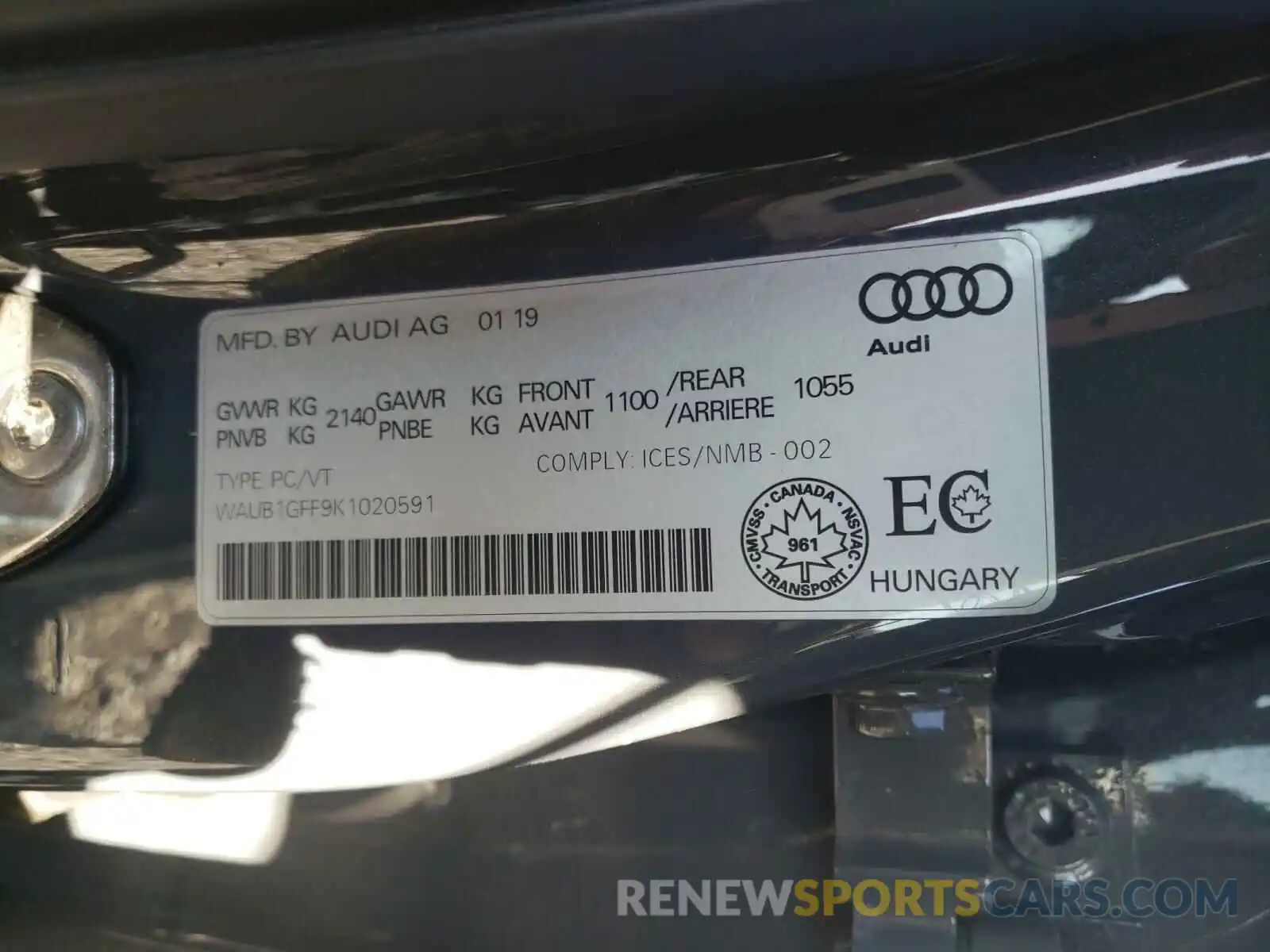 10 Фотография поврежденного автомобиля WAUB1GFF9K1020591 AUDI S3 2019