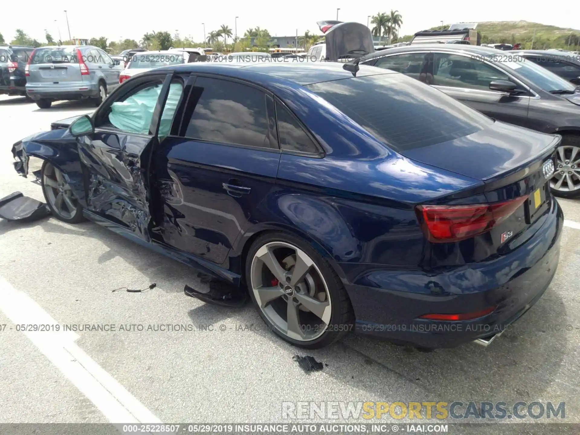 3 Photograph of a damaged car WAUB1GFFXK1017389 AUDI S3 2019