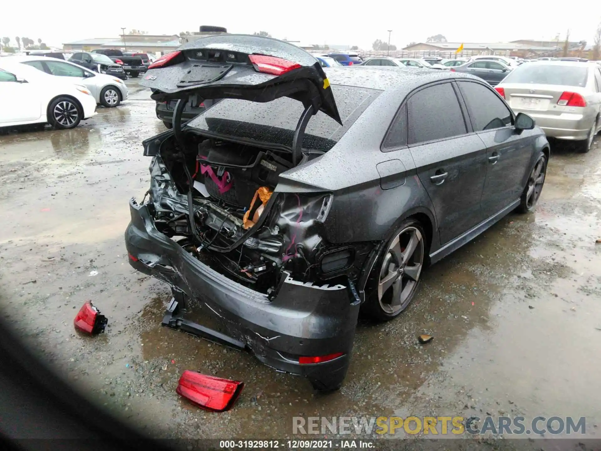 4 Photograph of a damaged car WAUE1GFF4LA015037 AUDI S3 2020