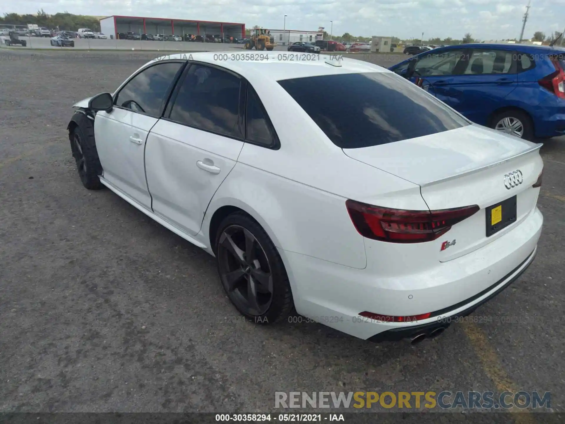 3 Photograph of a damaged car WAUB4AF46KA001824 AUDI S4 2019