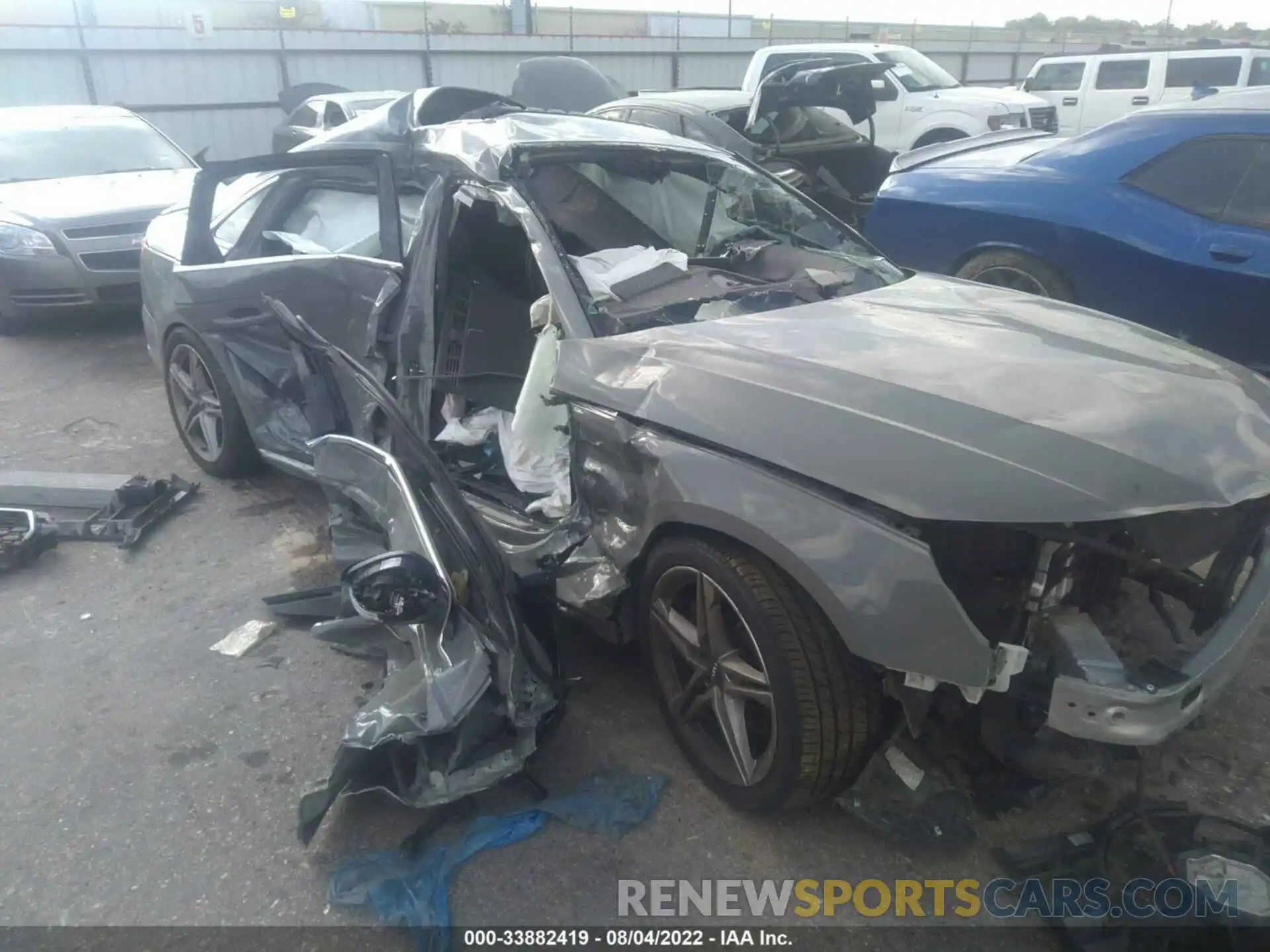 1 Photograph of a damaged car WAUB4AF46KA029087 AUDI S4 2019