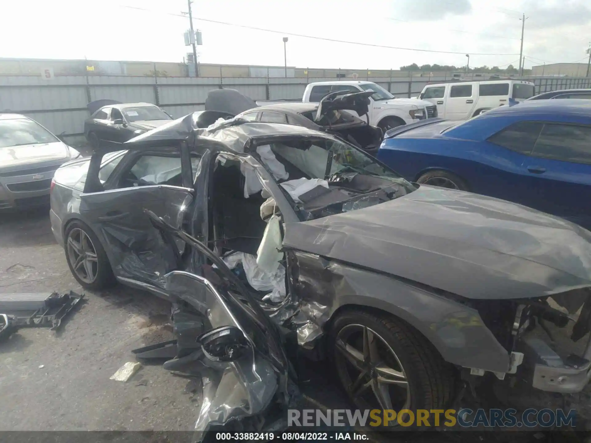 6 Photograph of a damaged car WAUB4AF46KA029087 AUDI S4 2019