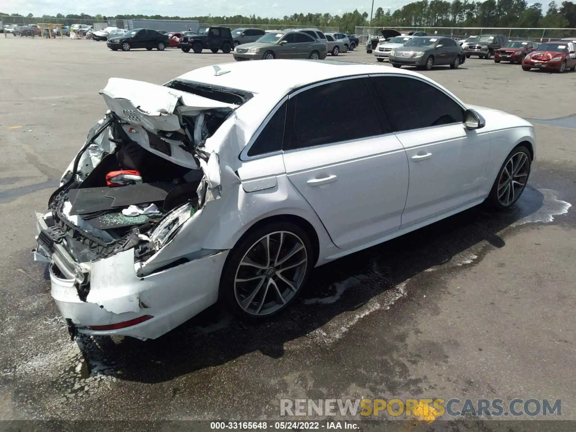 4 Фотография поврежденного автомобиля WAUB4AF46KA035133 AUDI S4 2019