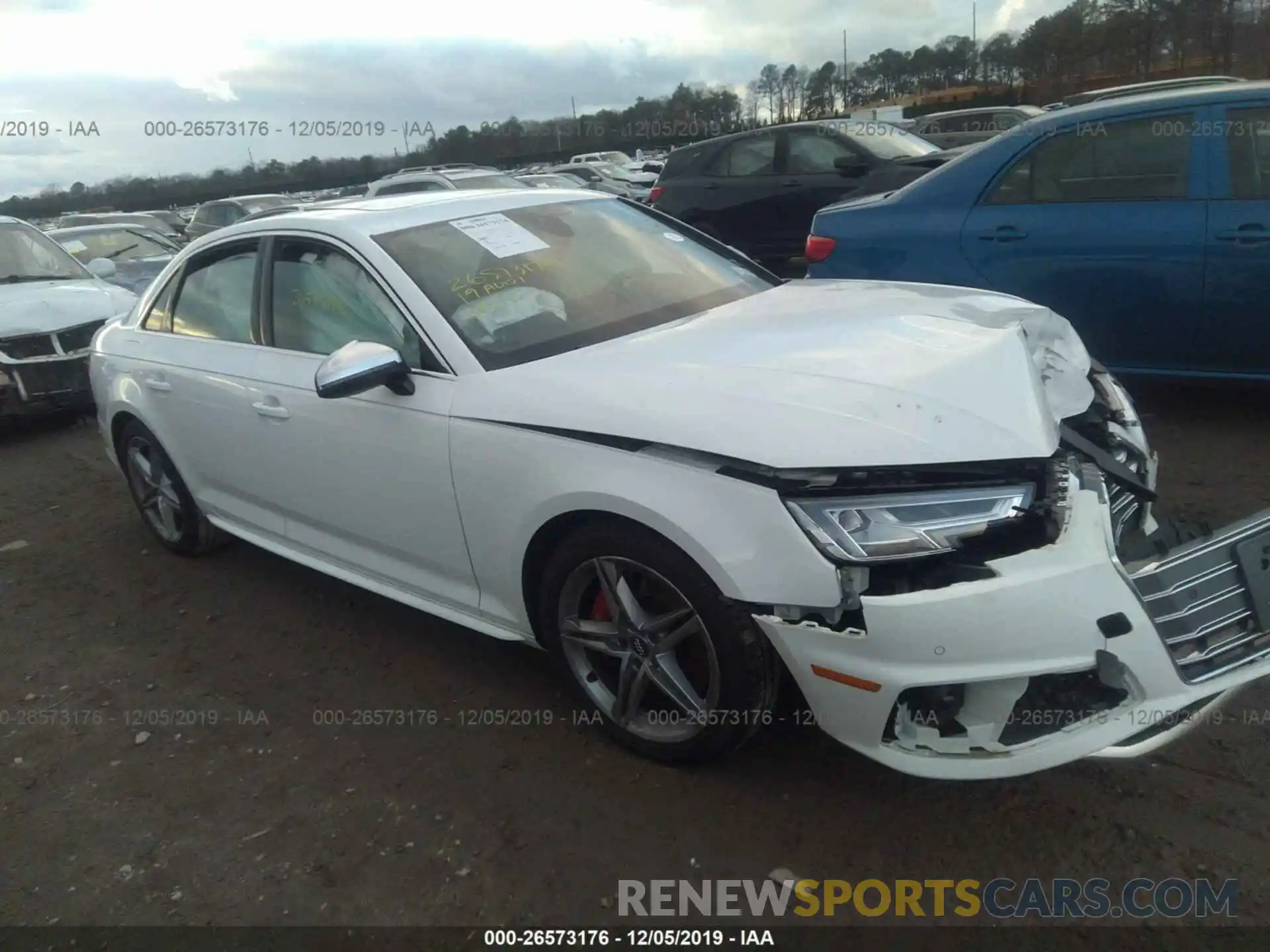 1 Photograph of a damaged car WAUB4AF47KA031060 AUDI S4 2019