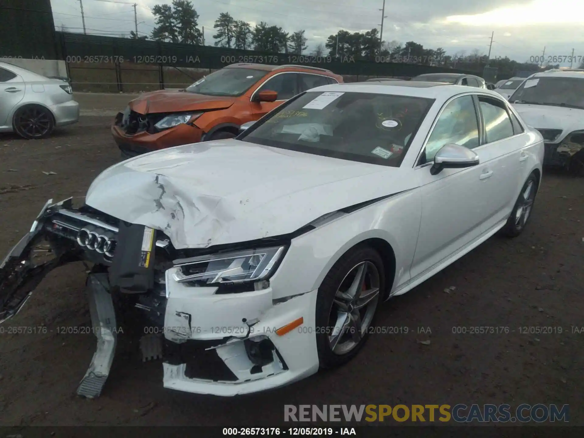 2 Photograph of a damaged car WAUB4AF47KA031060 AUDI S4 2019