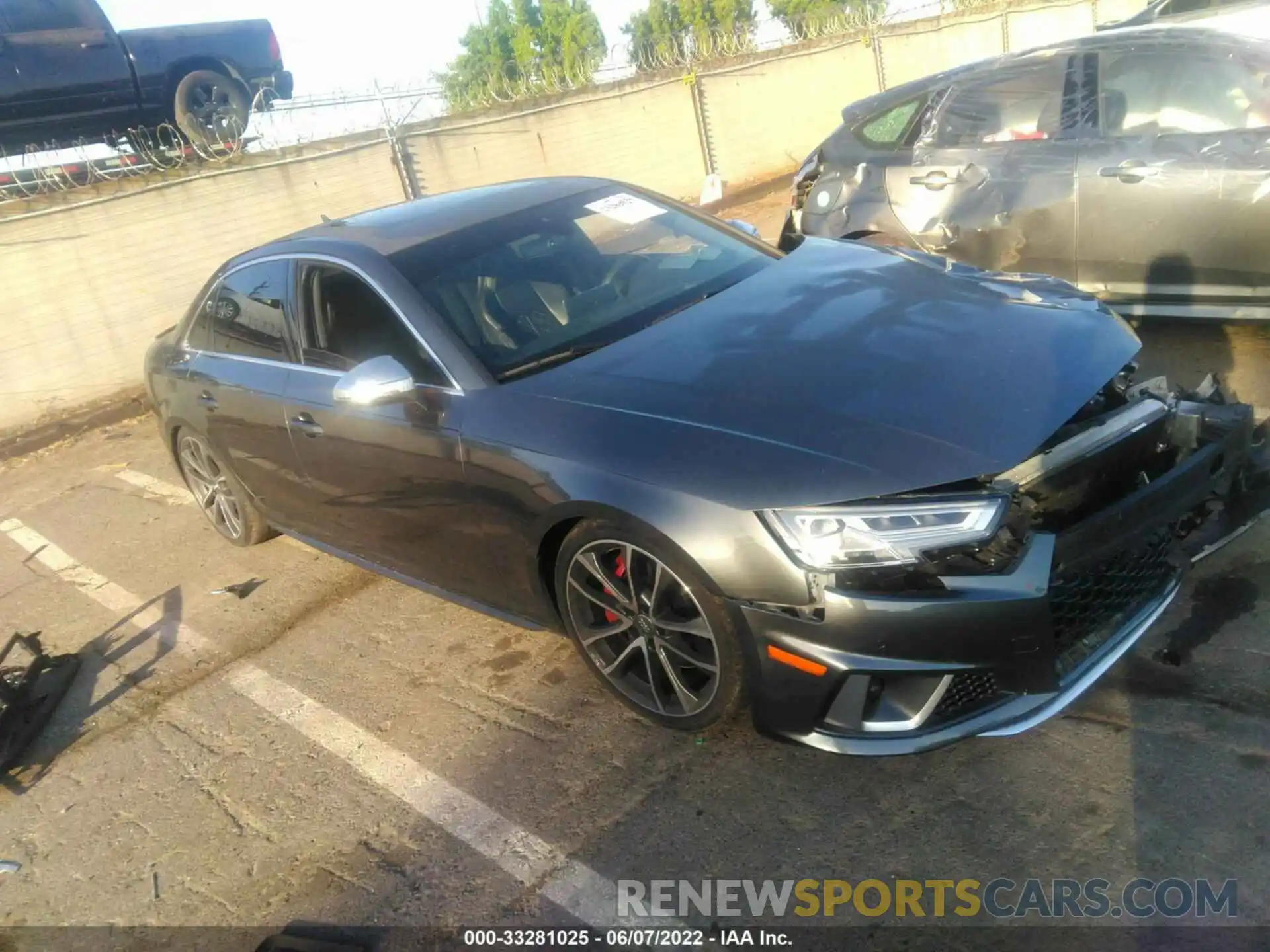 1 Photograph of a damaged car WAUB4AF48KA006975 AUDI S4 2019